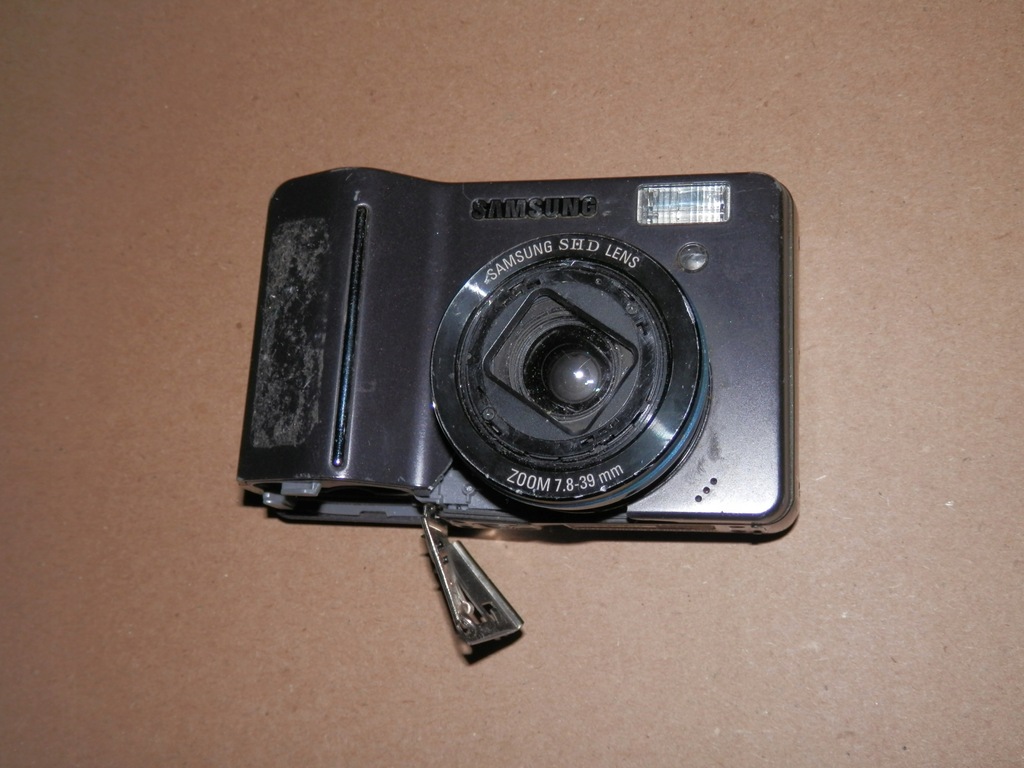 Samsung S850 aparat fotograficzny cyfrowy uszkodzony