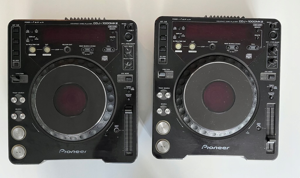 Pioneer CDJ 1000 MK2 x2 + case’y