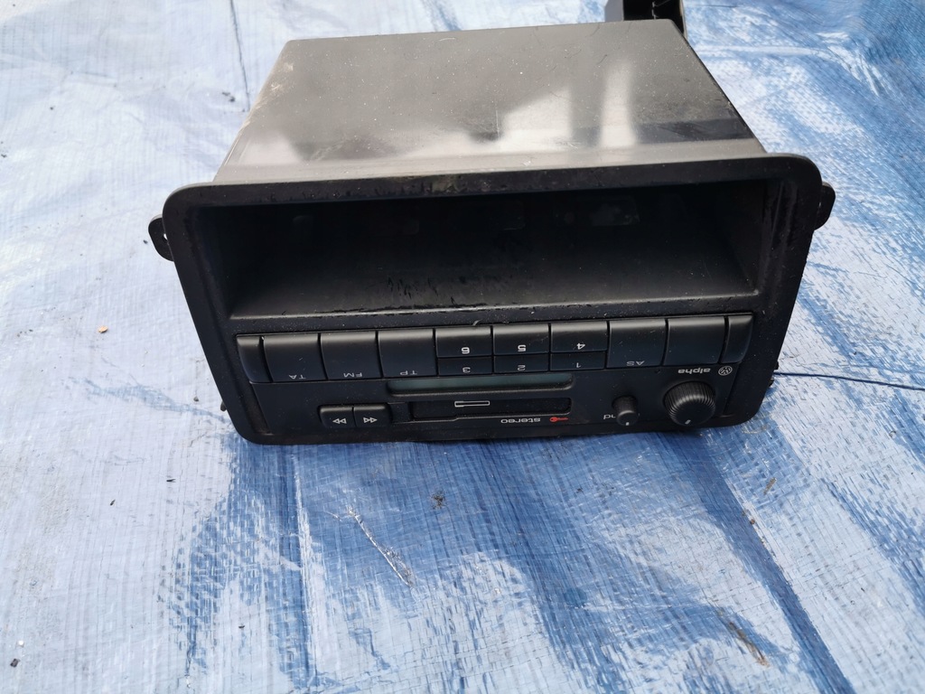 VW CADDY RADIO NA KASETY 1H0035156