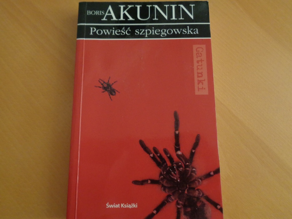 Borys Akunin-Gatunek.Powieść szpiegowska