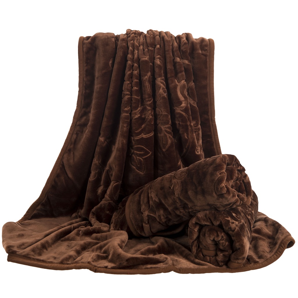 Плед пнг. Плед для фотошопа. Плед коричневый для фотошопа. Коричневый плед на диване для фотошопа. Плед коричневый с золотом