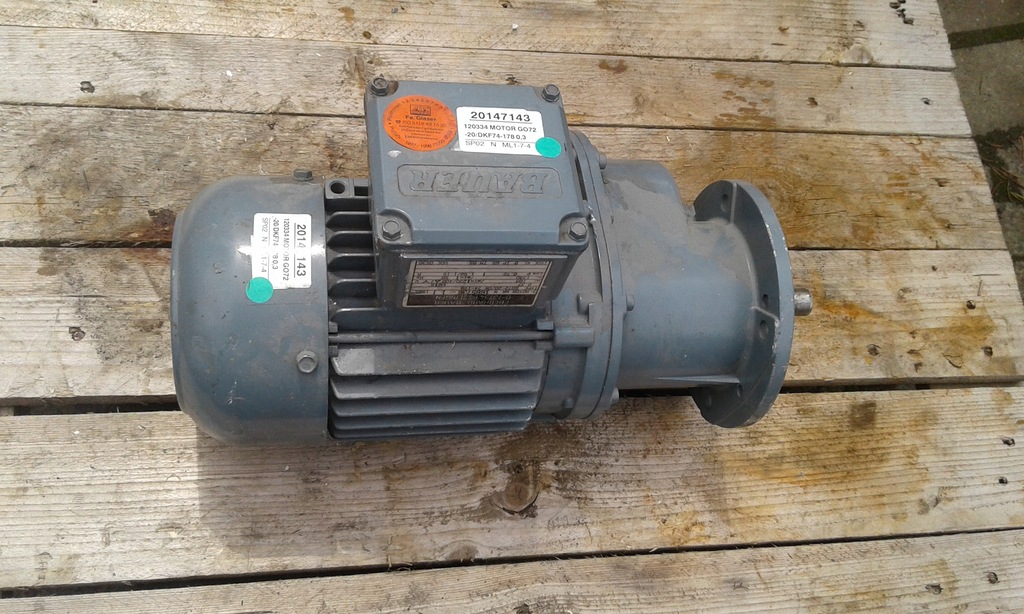 silnik elektryczny 0.4 kw motoreduktor 110 obr