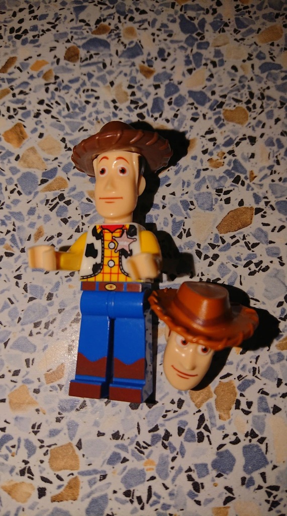 Lego Figurka Toy Story Woody