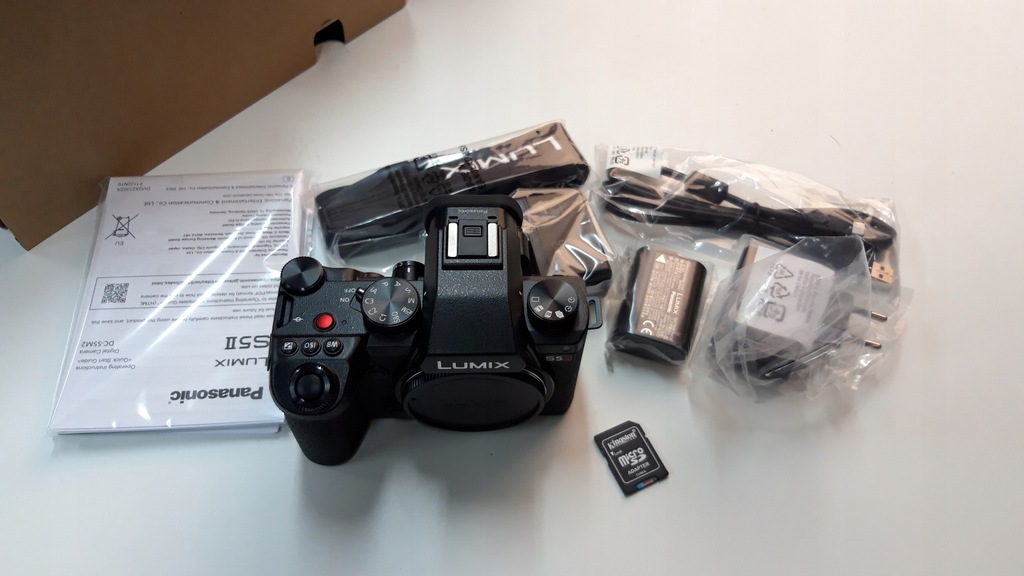 Aparat Panasonic Lumix S5 II Mark 2 + karta 64GB