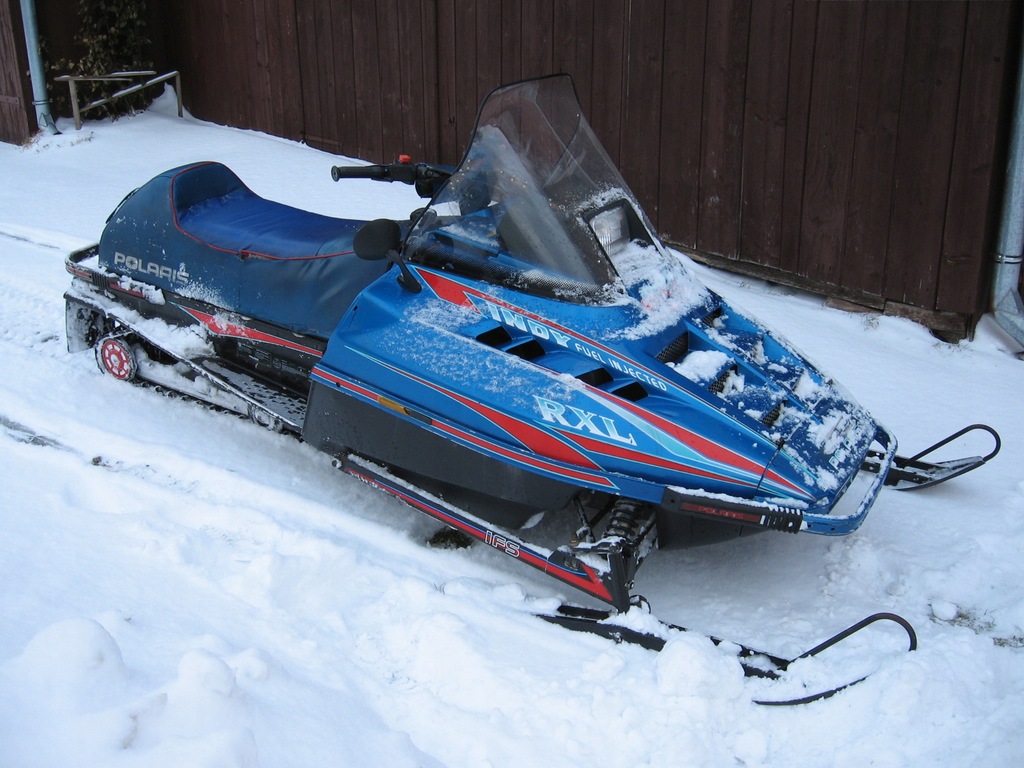 Skuter śnieżny POLARIS INDY 650