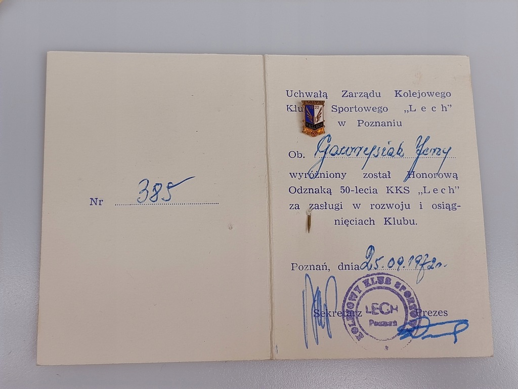 KOLEJOWY KLUB SPORTOWY LECH POZNAŃ 1972 ODZNAKA LEGITYMACJA 50 LAT 14622608778 oficjalne