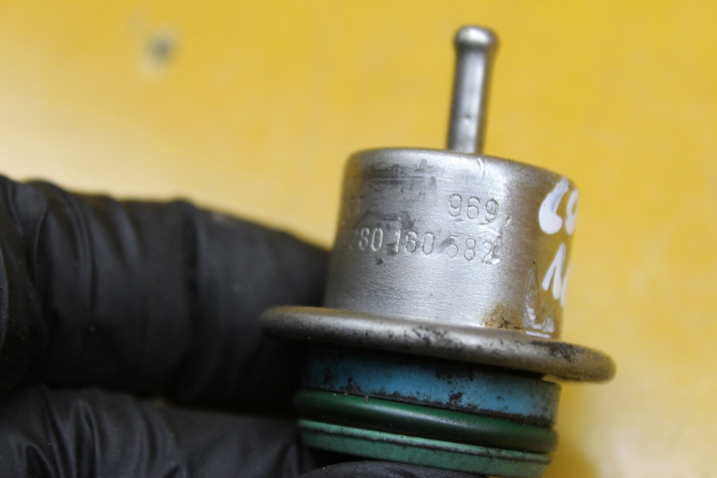 REGULATOR PALIWA CORSA B 1.0 12V 0280160582 7682802641 oficjalne