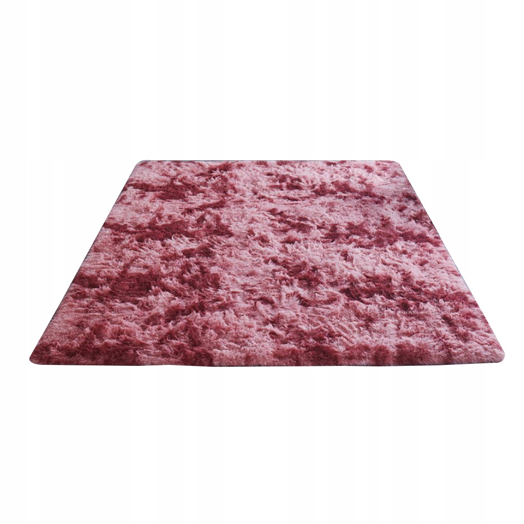 dywaniki podłogowe ze sztucznym kudłatym