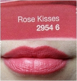 AVON Szminka powiększająca usta ROSE KISSES