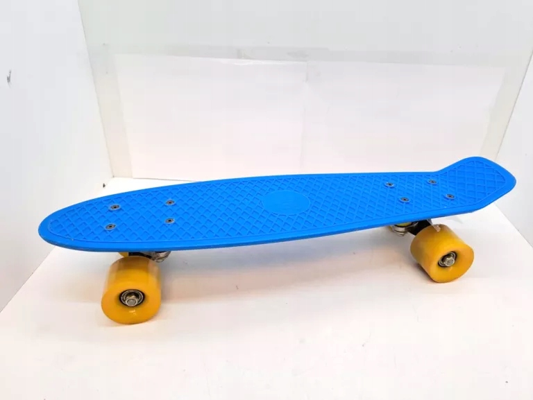 DESKOROLKA FISZKA NIEBIESKA JAK NOWA