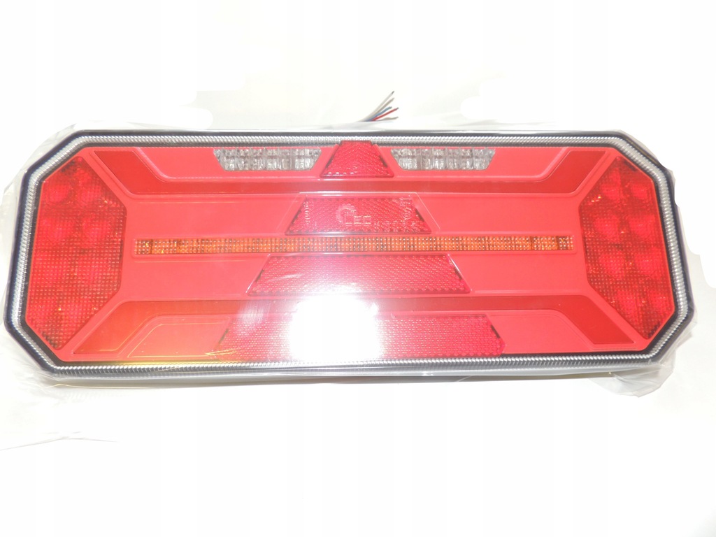 LAMPA TYLNA LED TT.12554 L1928 PRAWA