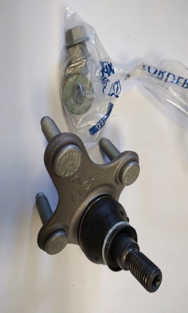 SWORZEŃ WAHACZA LEMFORDER 26772 02 009 1K0407365C - 8245036970 ...