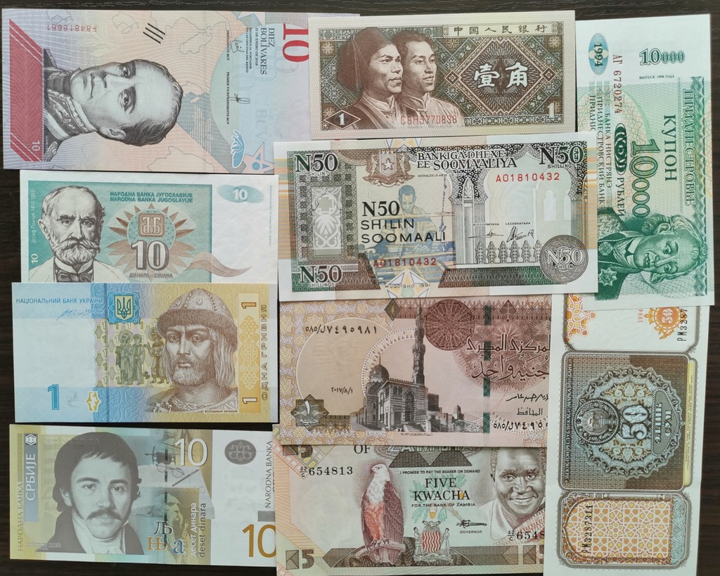 Zestaw banknotów świat 10 szt każdy inny #7 UNC