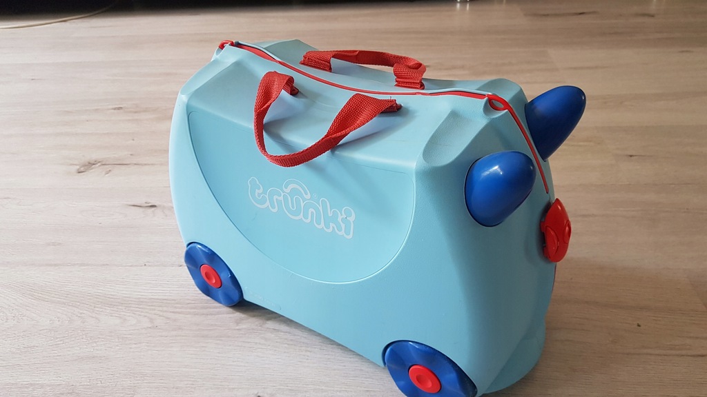 Trunki jeżdżąca walizka niebieska