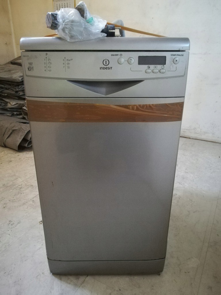 Zmywarka INDESIT DSG 573