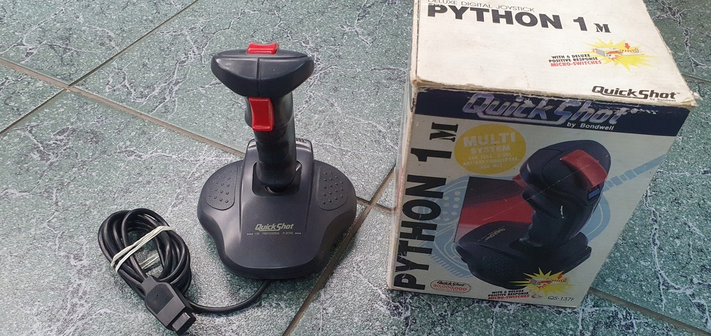 Joystick Python Qs-137F Amiga Atari Commodore Sega