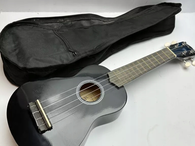 UKULELE HARLEY BENTON UK12