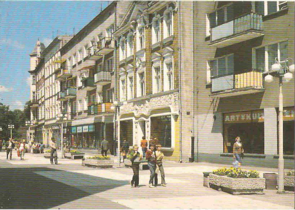 GORZÓW WLKP --- HAWELAŃSKA -- DZIECI --- 1983