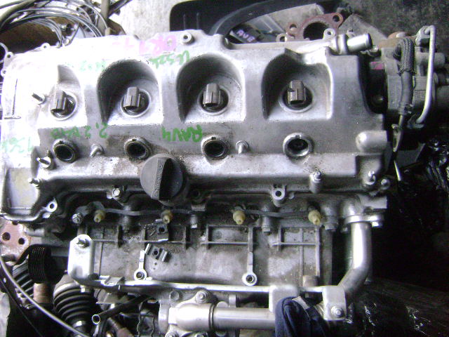Toyota RAV4 Avensis 2.2 D4D 2AD glowica silnika