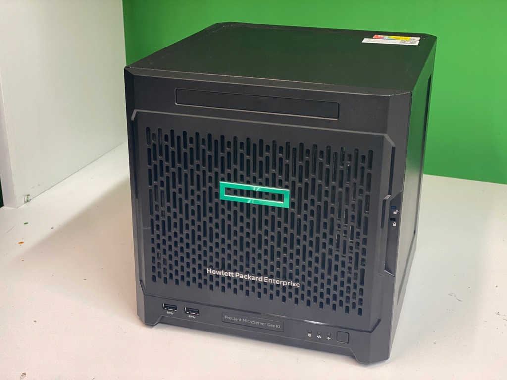 HP ProLiant MicroServer gen10 NASRAID AMD 8GB RAM 11490068092