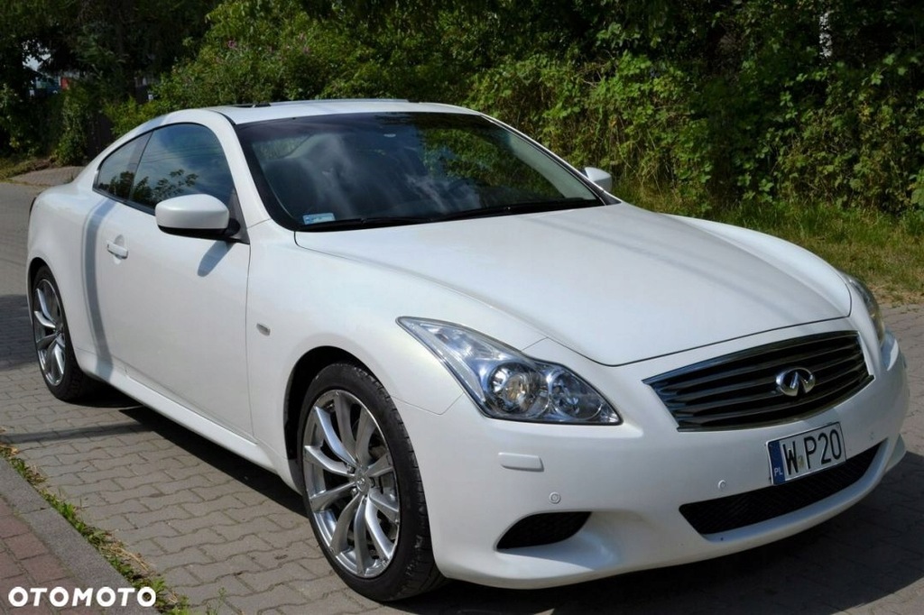 Infiniti Q30 320KM