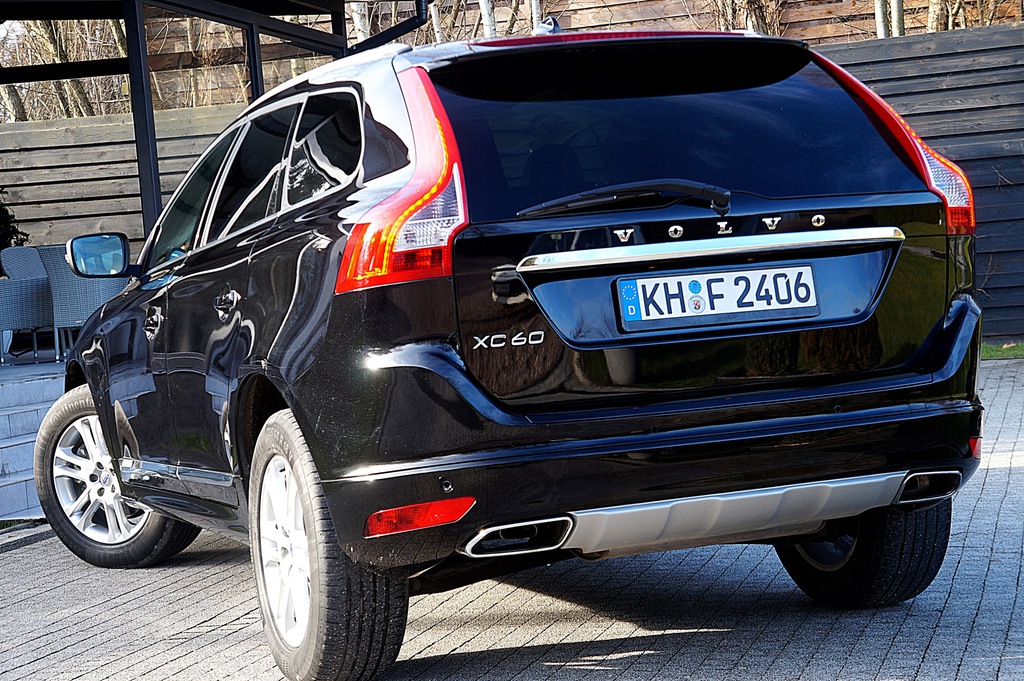 Купить VOLVO XC60 190PS SUMMUM RADAR PANO BLIS 95TKM MAX!: отзывы, фото, характеристики в интерне-магазине Aredi.ru