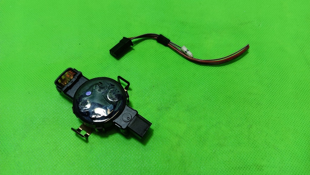 VW PASSAT B8 SENSOR CZUJNIK DESZCZU WTYCZKA 16R