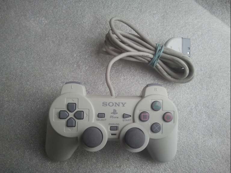 Oryginalny pad Playstation 1 PsOne - jak NOWY !!!