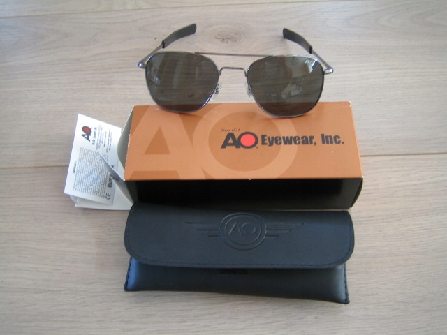 Okulary przeciwsłoneczne AO Pilota