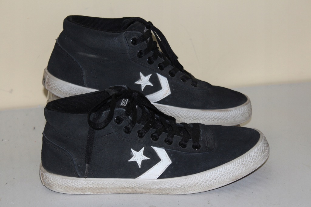 CONVERSE ROZ.40/6,5/25CM Z METKI