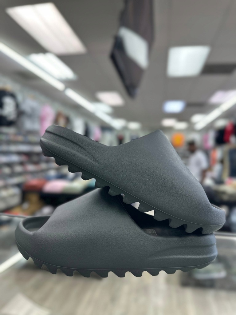 adidas YEEZY Slide \"Slate Grey\"28.5㎝ Yeezy Slide Slate Grey – Grail Point