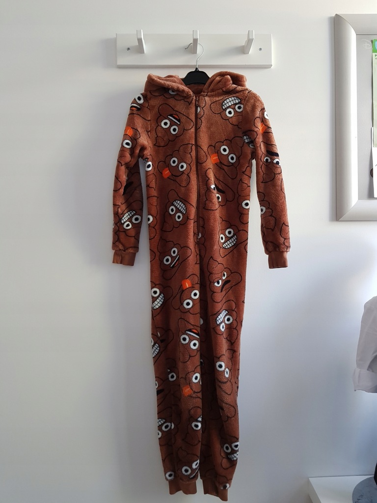 EMOJI POOP kupa onesie kombinezon piżama 134 cm