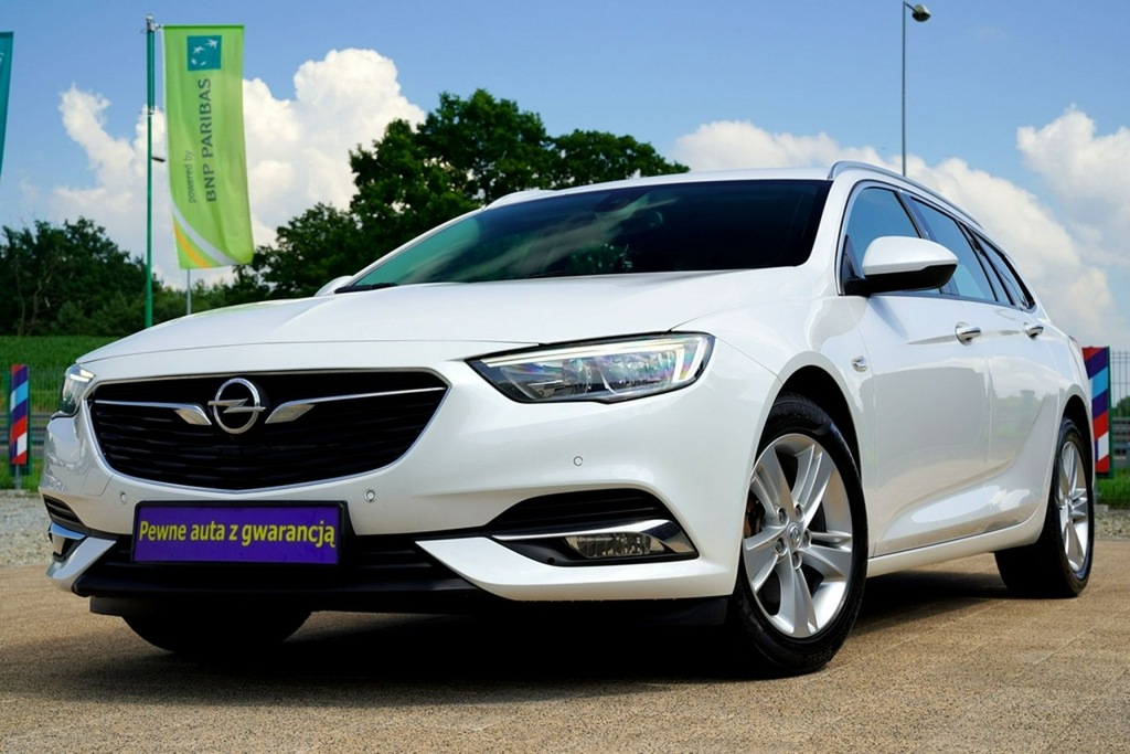 Opel Insignia COSMO skóra NAWI kamera ledy