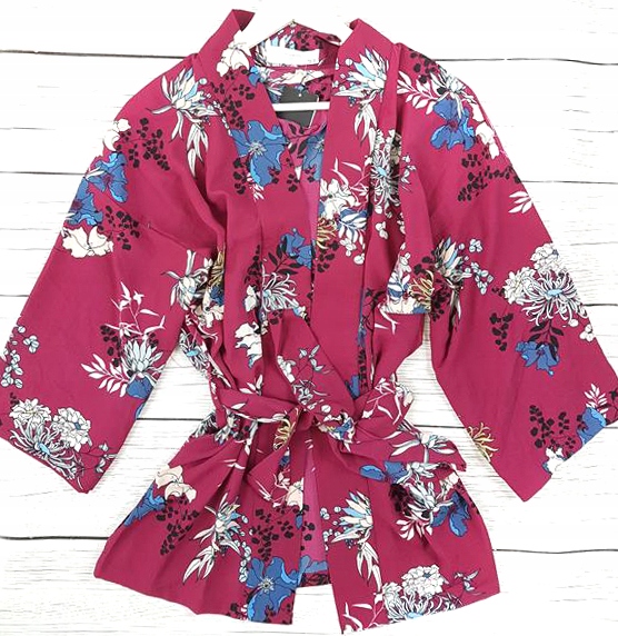6236 RESERVED wiśniowa bluzka kimono w kwiaty XL