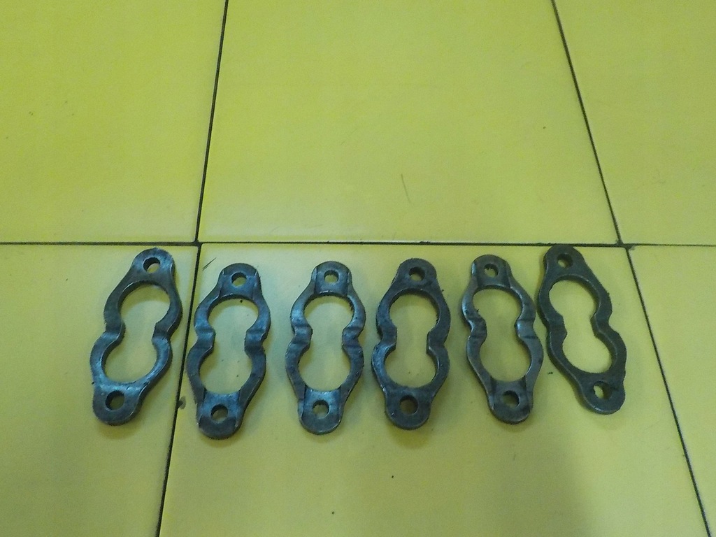 VW TOUAREG Q7 3.0 TDI 10r CAT CATA mocowanie stopka wtrysku