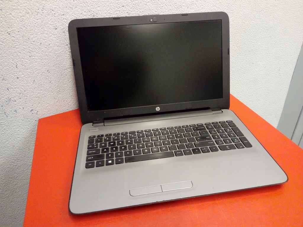 Laptop HP 255 G5 AMD A6 3GB / 1TB