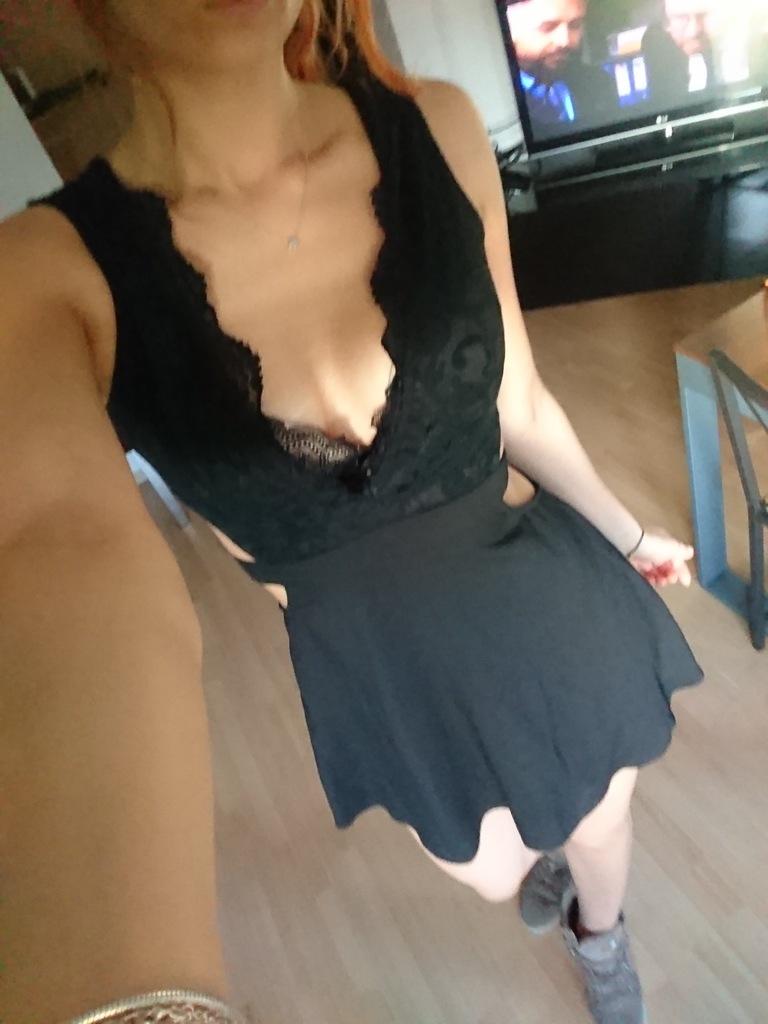 Missguided wycięcia koronka sexy Deynn dekolt