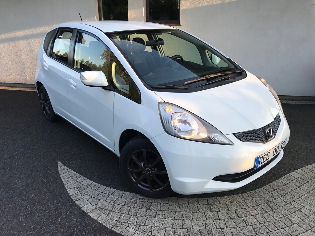 PIĘKNA BIAŁA HONDA JAZZ 1.4_SERWIS_KLIMA_8xKÓŁ