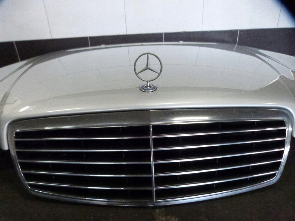 MERCEDES E W211 MASKA POKRYWA SILNIKA GRILL C744