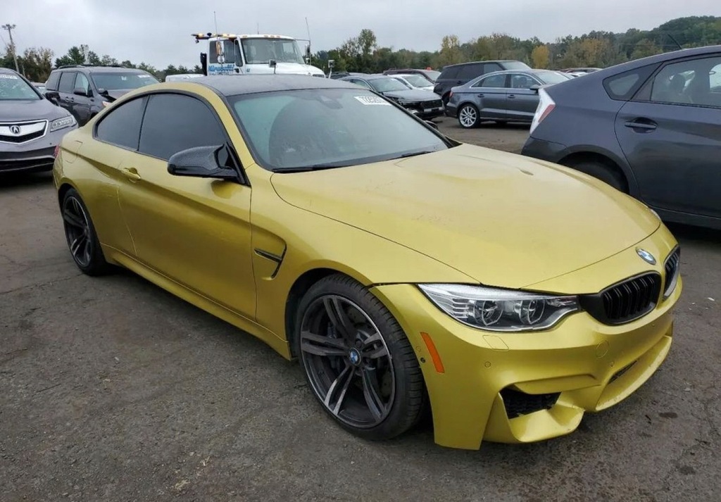 BMW M4 2014 BMW M4 3.0 Benzyna Automat RWD