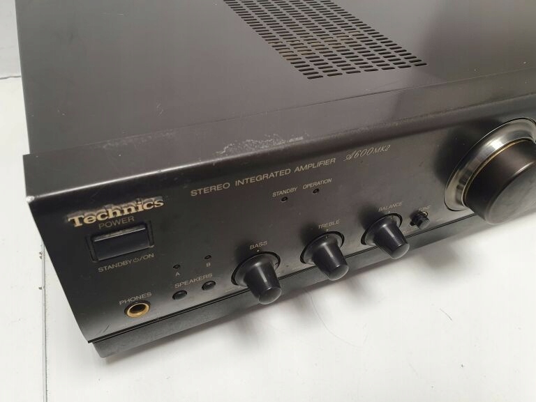 WZMACNIACZ TECHNICS SU-A600MK2 50/60 HZ 230 V 170