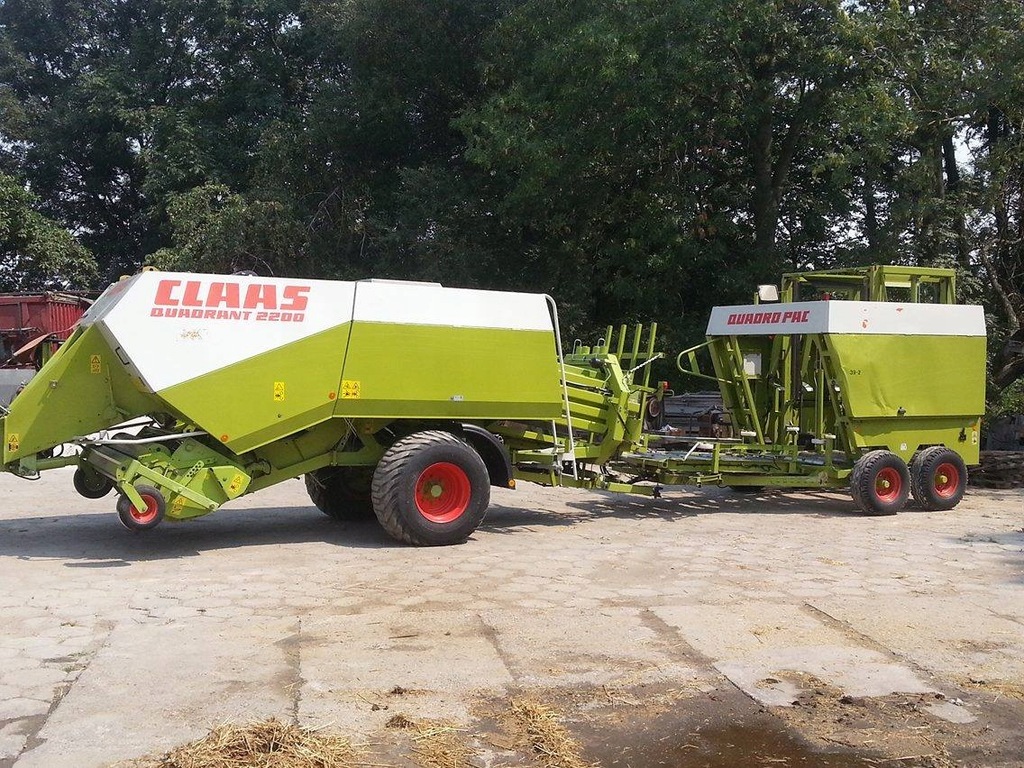 Prasa Claas Quadrant 2200 + quadro pack