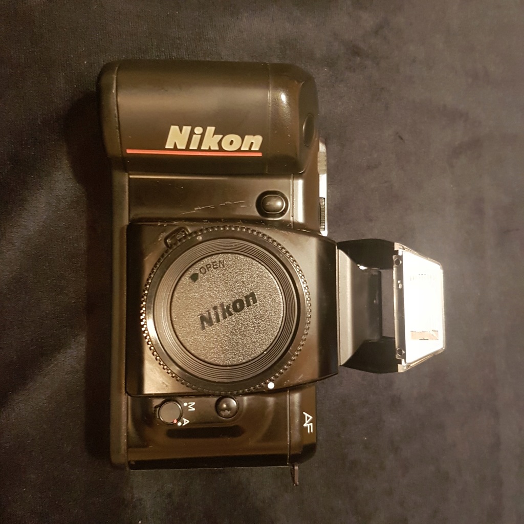 Nikon F-401 AF