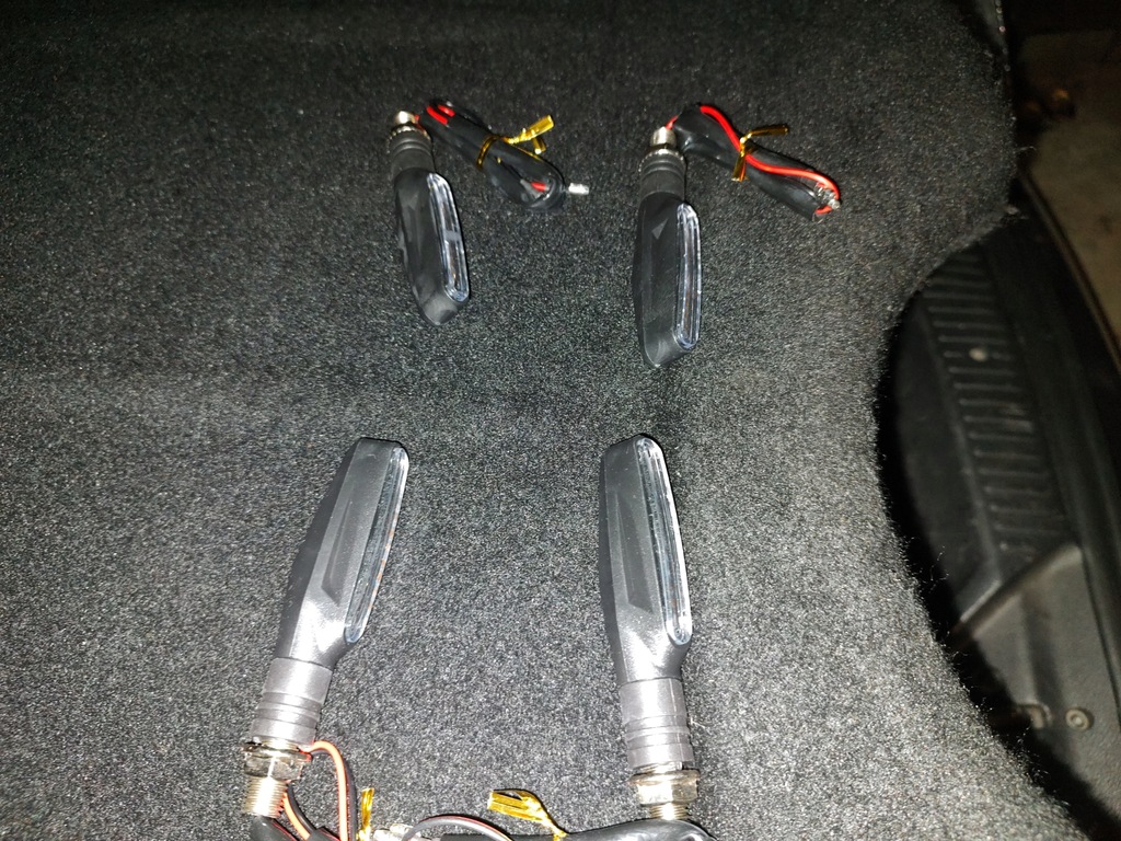 Kierunkowskazy dynamiczne LED 4 sztuki