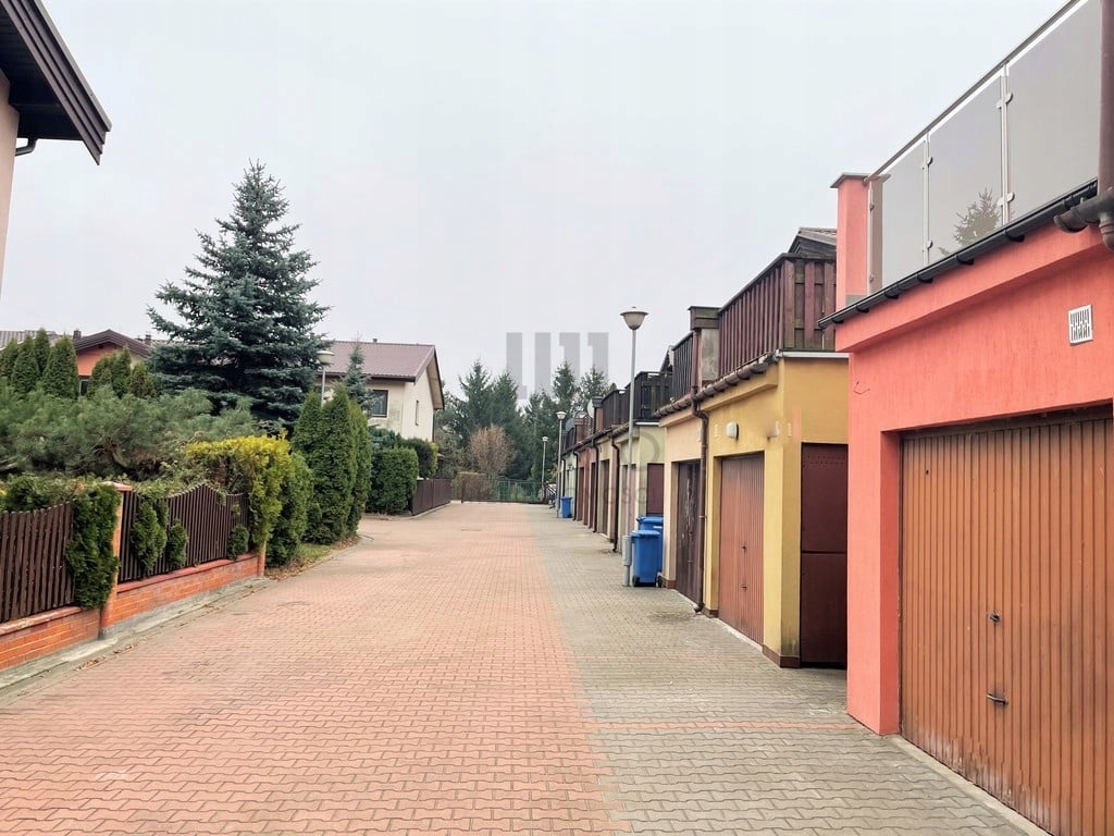 Dom, Piastów, Pruszkowski (pow.), 72 m²