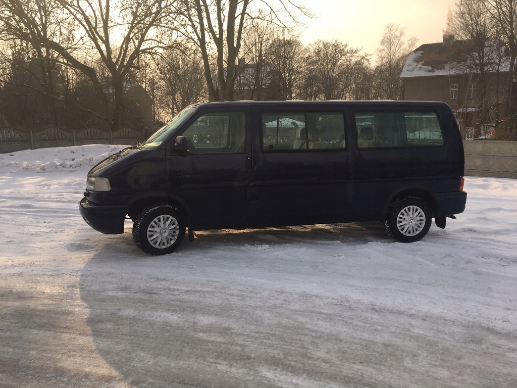 Volkswagen Caravelle Long