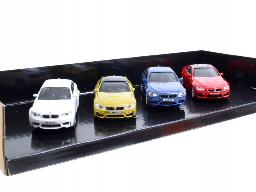 BMW M CAR COLLECTION 1/64スケール 4台セット AUTKA MINIATURKI BMW M CAR COLLECTION 1:64 ZESTAW