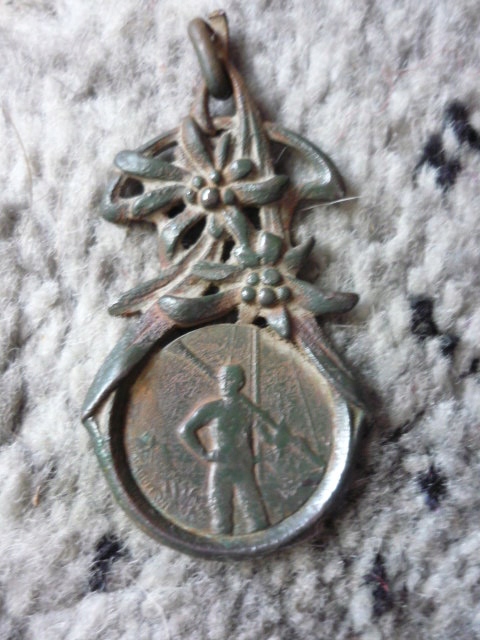 PRZEDWOJENNY MEDAL 1927 r, KAJAKARSTWO sygnowany