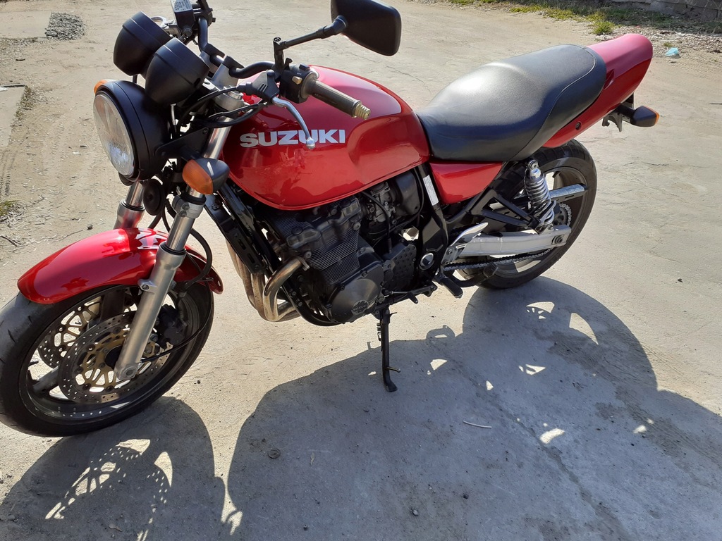 Suzuki 750 GSX Inazuma