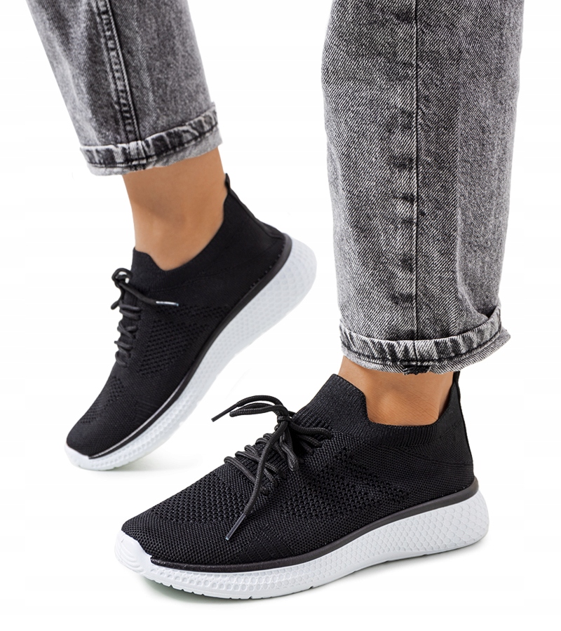 Czarne sneakersy sportowe Michaela rozmiar 36